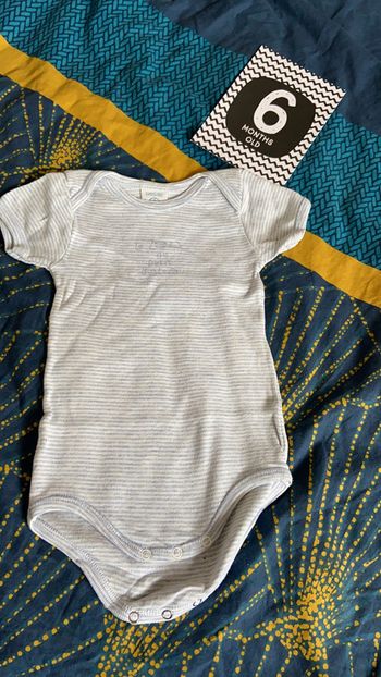 Body manche courte 6 mois