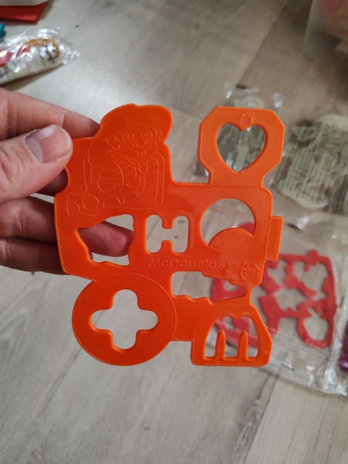 Lot McDonald's divers - photo numéro 2