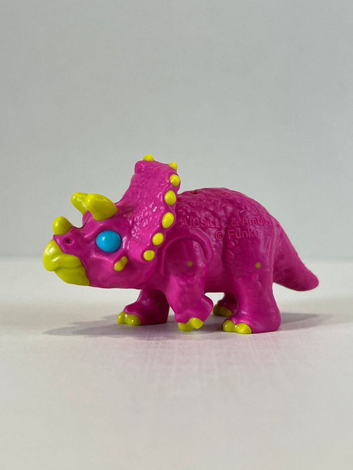 Kinder Joy - Mini Funko Pop Jurassic World - Triceratops - photo numéro 2