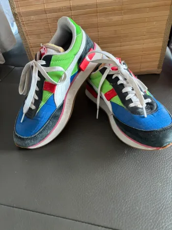 Paire de Puma pointure 37,5