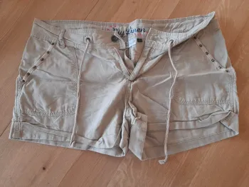 Short taupe / kaki