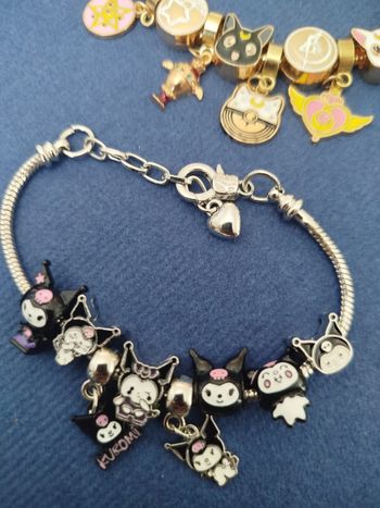 Magnifique bracelet hello Kitty neuf 19 cm