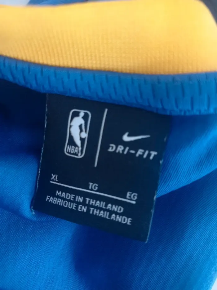 Maillot basketball Nike bleu et jaune équipe des warriors T.XL.NBA - photo numéro 5