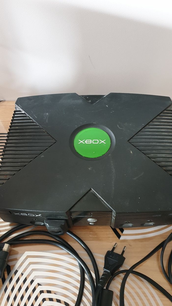 Console xbox première Génération - photo numéro 2