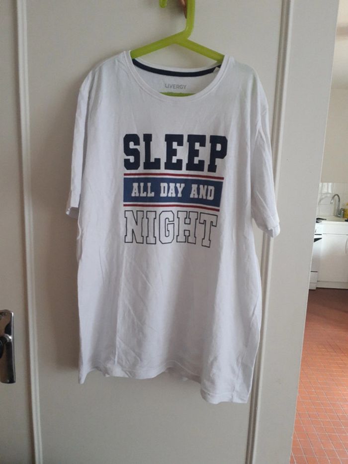 T shirt livergy