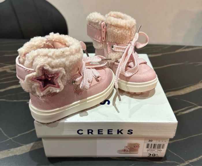 Chaussures neuves - photo numéro 2