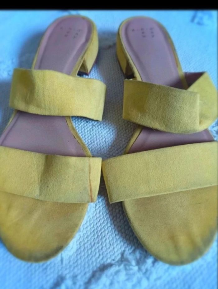 Sandales mules talonnettes jaune citron - photo numéro 3