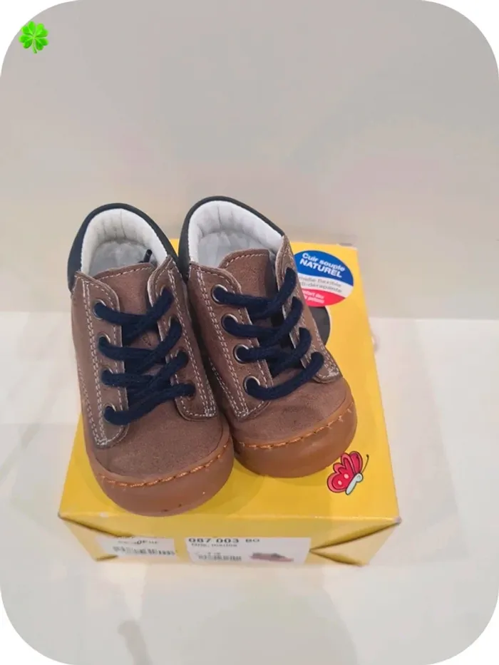Chaussures Bellamy taille 18