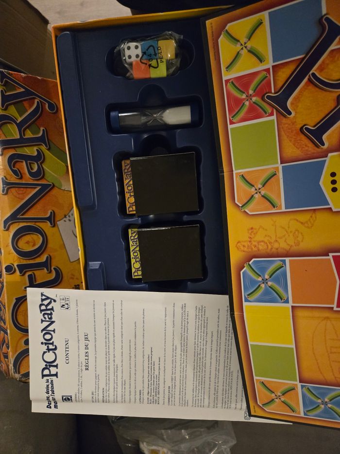🎨 Pictionary – Neuf (boîte endommagée) - photo numéro 2