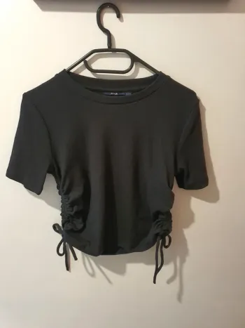 Tee-shirt kiabi taille L ( 46 ) en excellent état