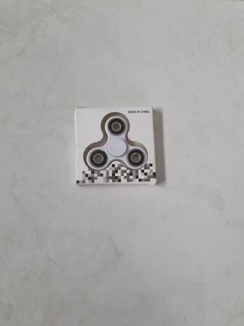 Hand spinner Neuf LY