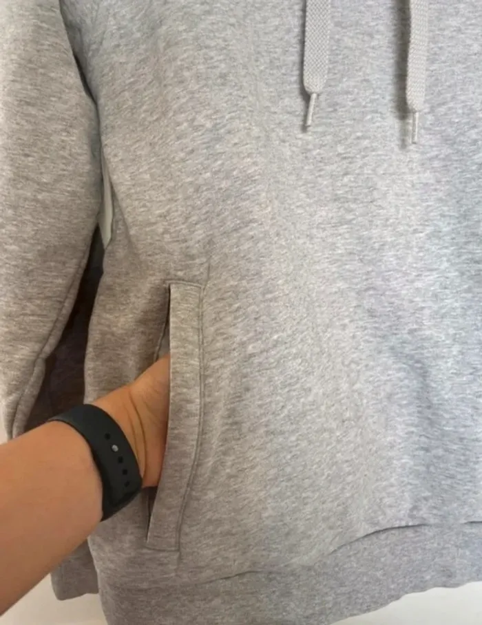 Sweat Lacoste - photo numéro 2