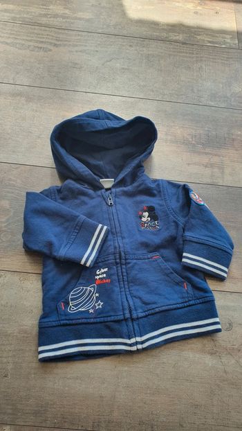 Gilet Disney 6 mois 68 cm en très bon état