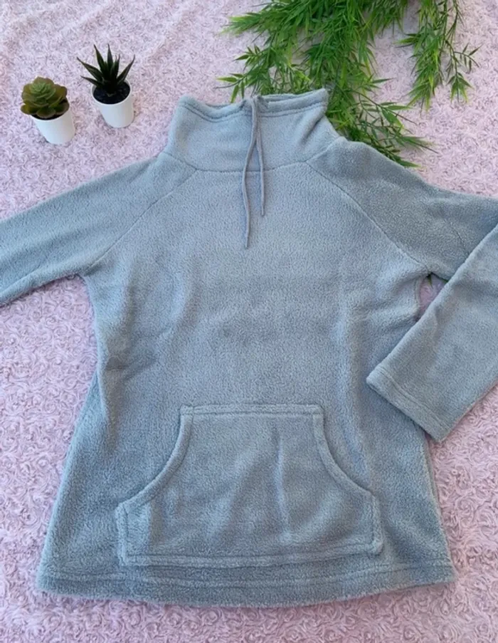 Pull gris