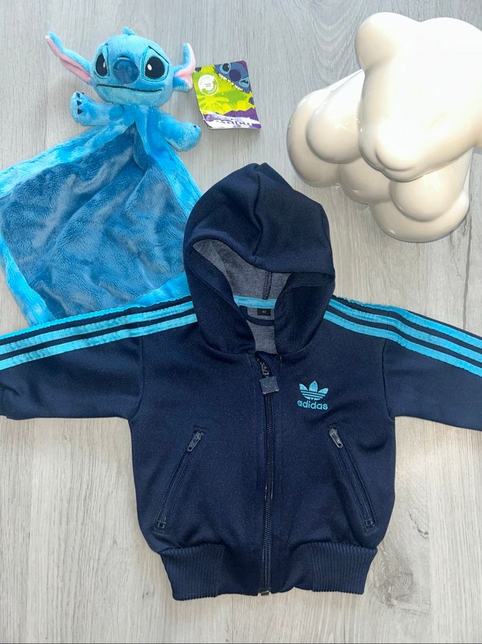 Ensemble jogging adidas 3mois - photo numéro 2