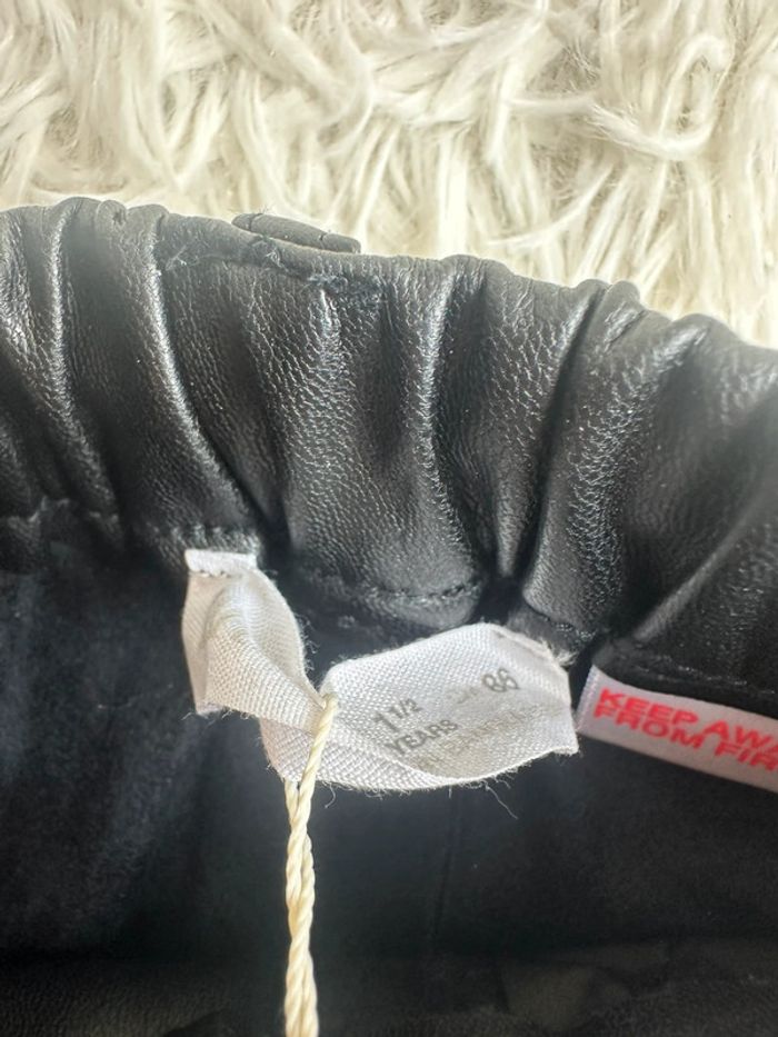 Short similicuir taille 18 mois Zara - photo numéro 5