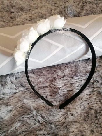 Serre tête fleurs blanches