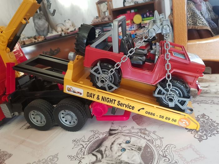 Camion plateau dépanneuse avec jeep 4143 - Bruder - photo numéro 8