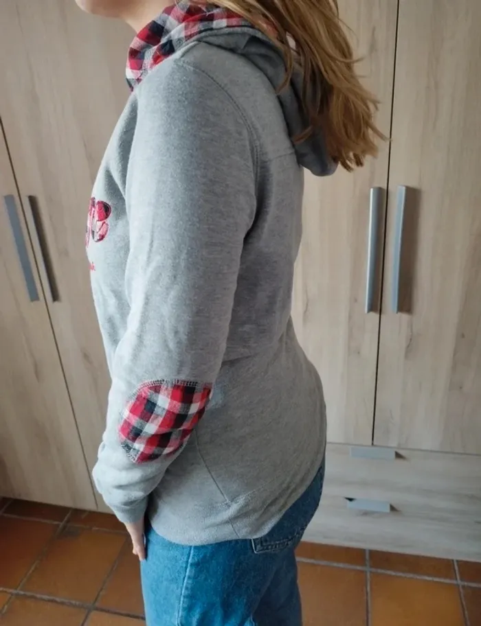 🔴Pull taille S - photo numéro 3