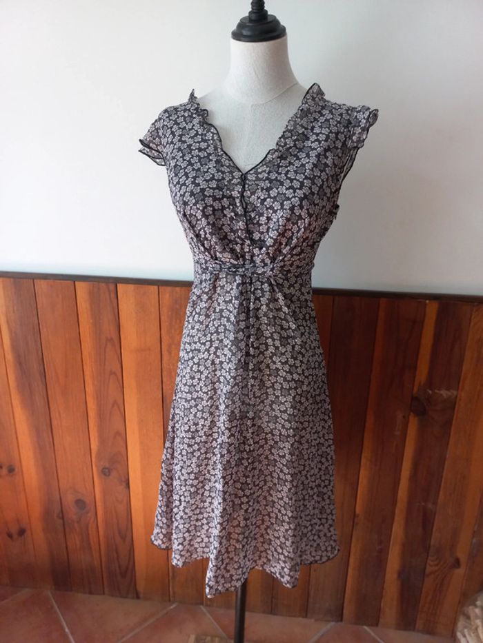 Robe à fleur - photo numéro 2