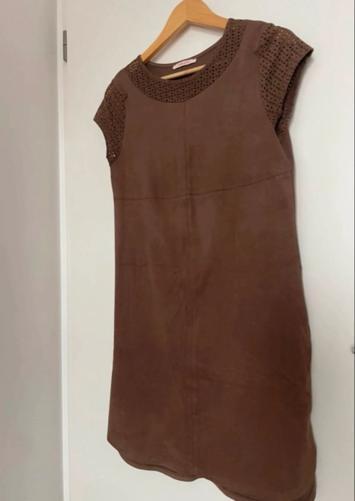Robe suédine marron Camaieu T40 - photo numéro 2