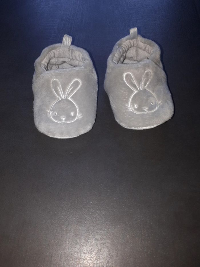 Chaussons neufs 3-6 mois - photo numéro 2
