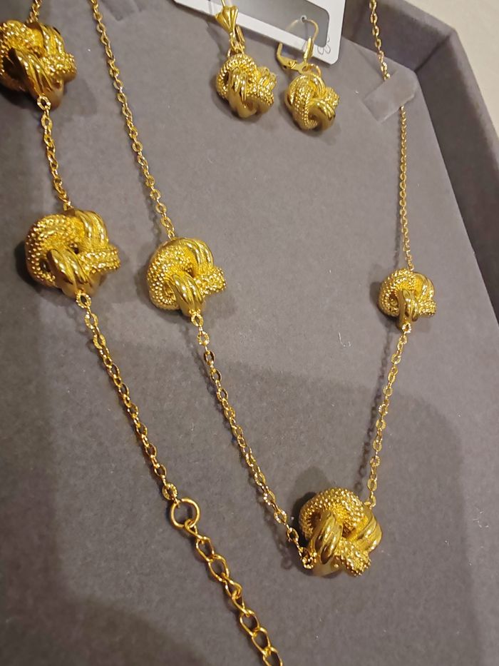 Parure - photo numéro 2