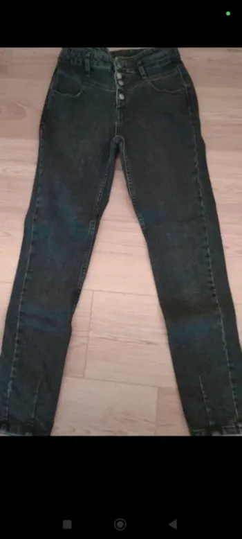 Jean noir mom fit kiabi XS