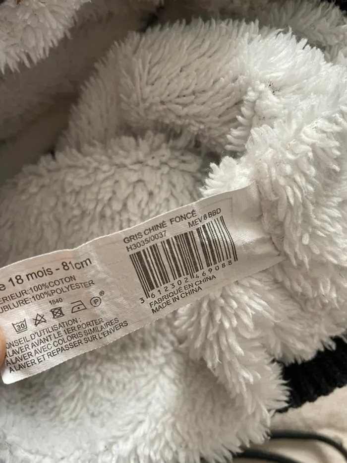 Gilet tout doux à l’intérieur chaud à capuche bout chou - photo numéro 6