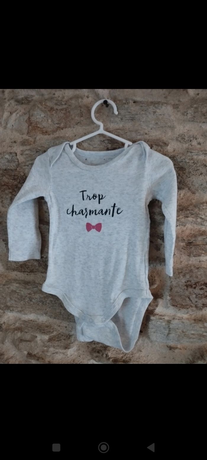 Lot 6 bodies, taille 12mois - photo numéro 7