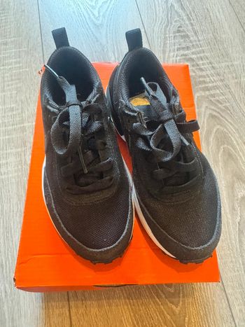 Basket Nike Waffle one _ 28 cm