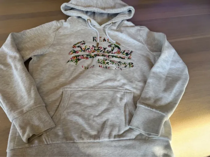 Sweat-shirt Superdy Taille 42