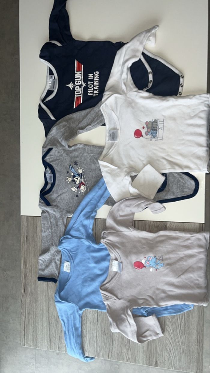 Lot de vêtement 12 mois - photo numéro 2