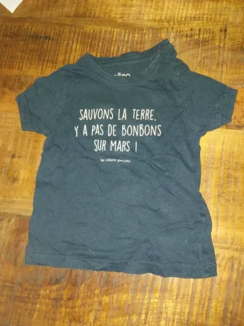 Tee shirt
