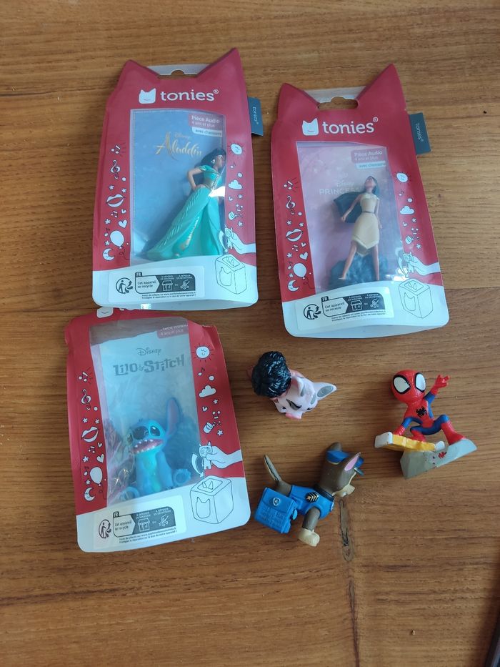 Lot 6 tonies réservé