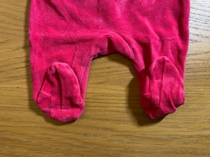 Kiabi Pyjama Grenouillère fuchsia Taille 1 mois - photo numéro 3
