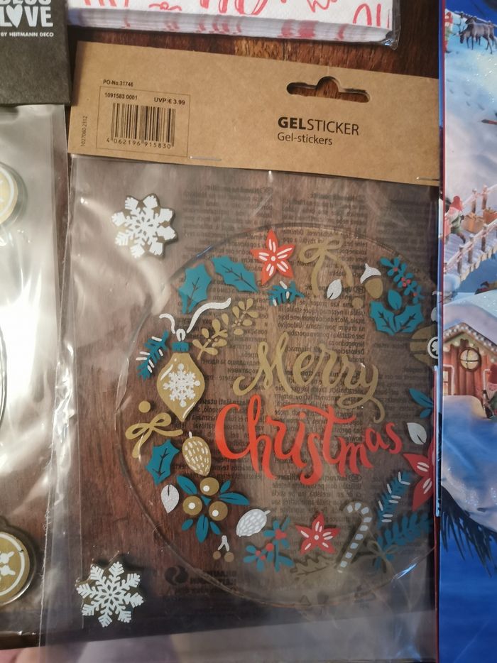 Gros lot de noel neuf valeur 22 euros - photo numéro 5