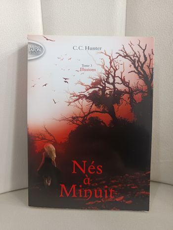Livre " Nés à minuit tome 3 "