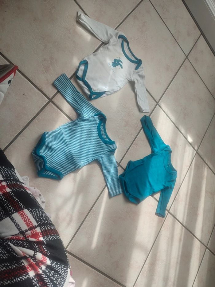 Lot de 3 bodys garçon ML 3 mois