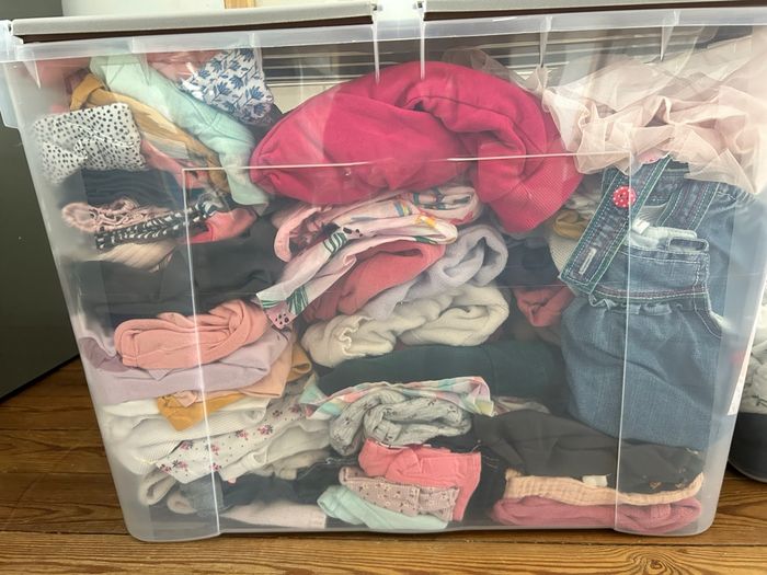 Gros lot vêtements fille de naissance à 12mois - photo numéro 2