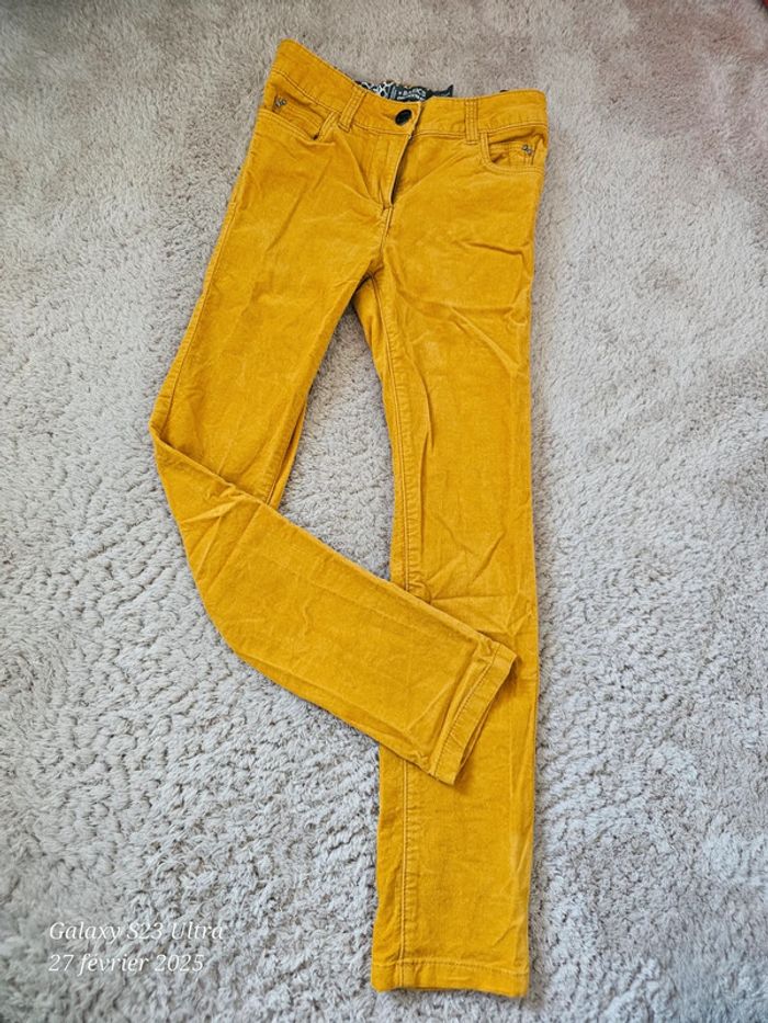 Pantalon velours 7ans orchestra