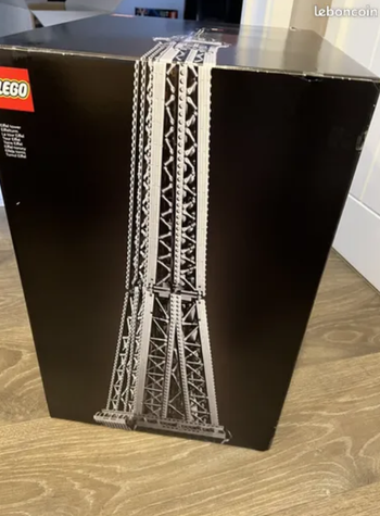 Lego Tour Eiffel (10307). Tout neuf. Scellé