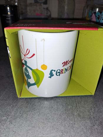 Mug the grinch neuf