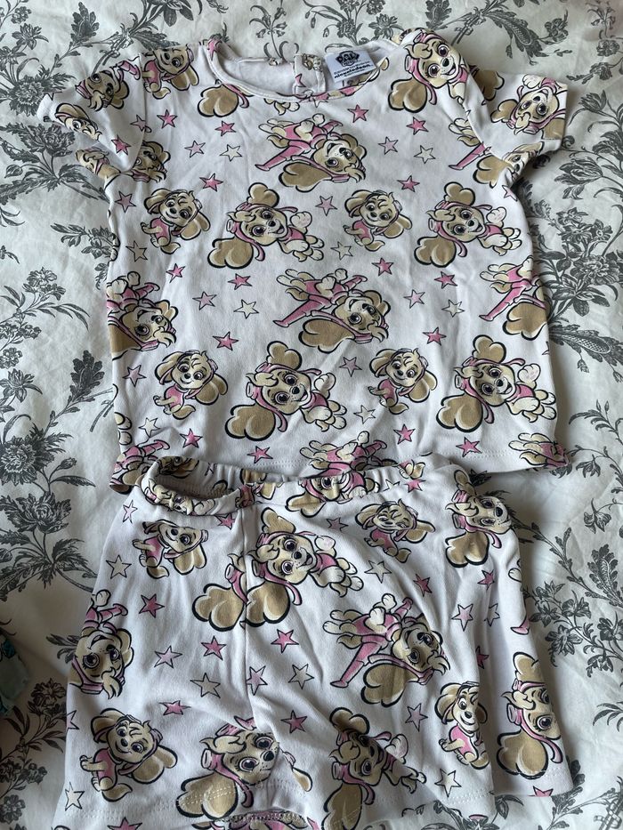 Lots pyjamas 5 ans - photo numéro 7