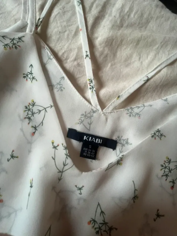 haut fleuri - photo numéro 2