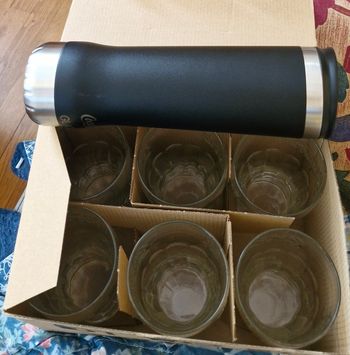 Lot gourde isotherme/verres coca cola