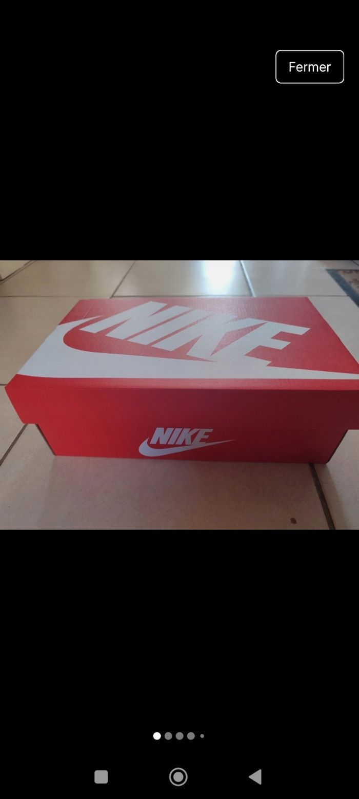 Basket Nike neuve - photo numéro 8