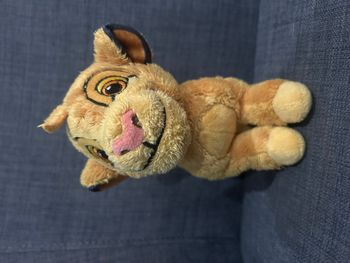 Épluche roi lion Simba 