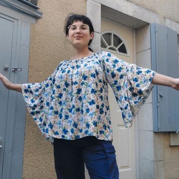 Blouse neuve etiqu. TU