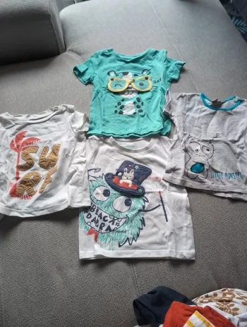 Lot 4 t-shirt manche courte 9 mois